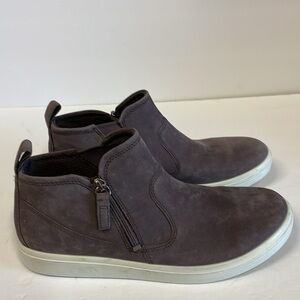 Ecco Shale Nubuck Zippered Ankle Bootie